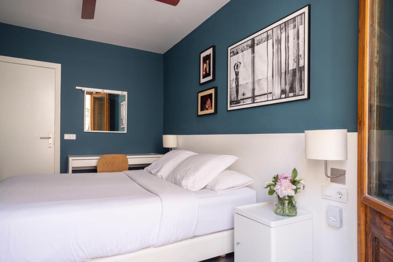 Hostal Sol Y K Barcelona Zewnętrze zdjęcie