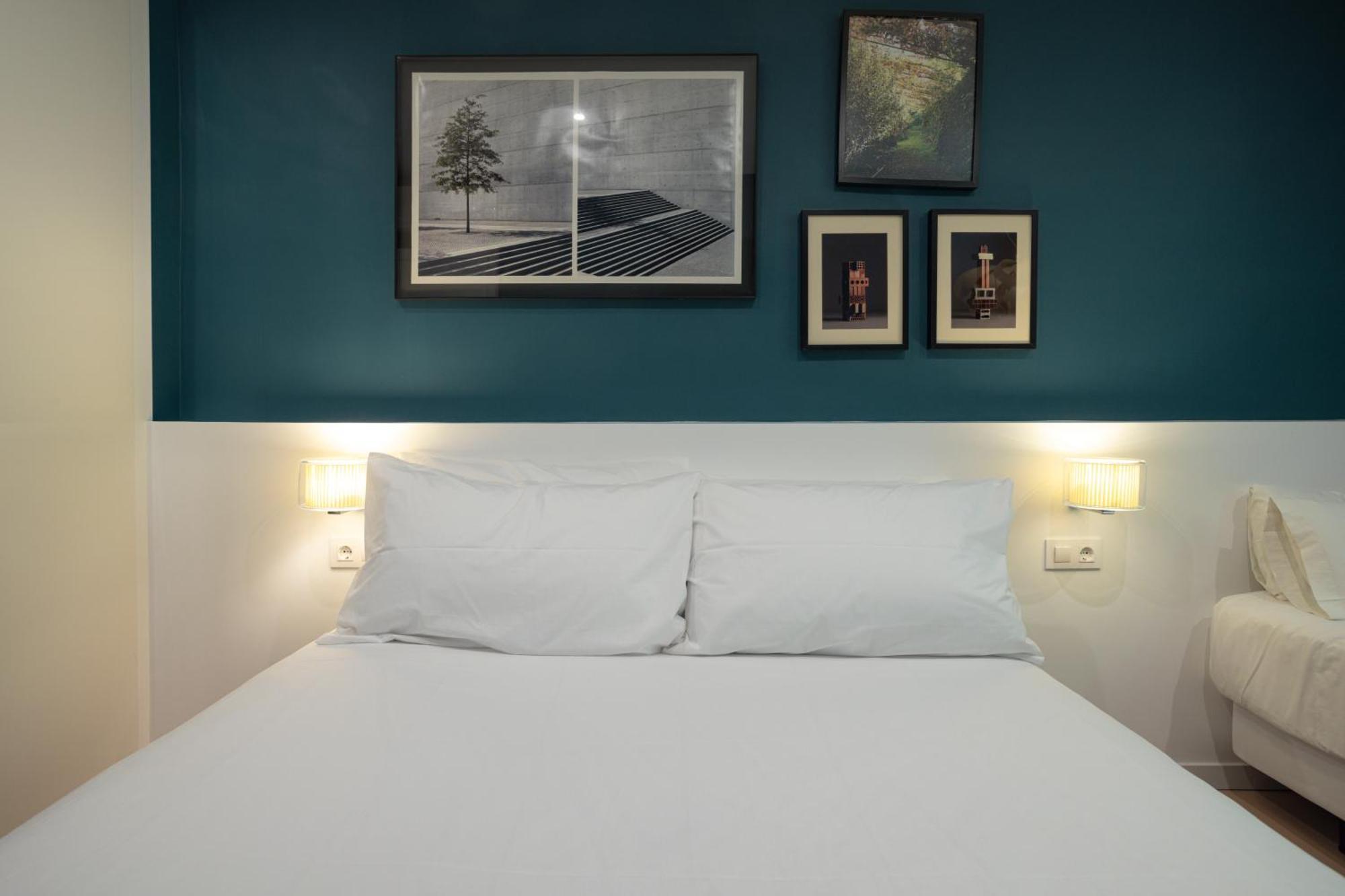 Hostal Sol Y K Barcelona Zewnętrze zdjęcie