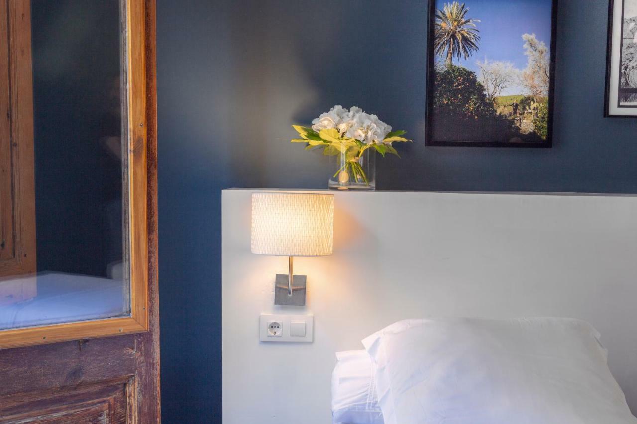 Hostal Sol Y K Barcelona Zewnętrze zdjęcie