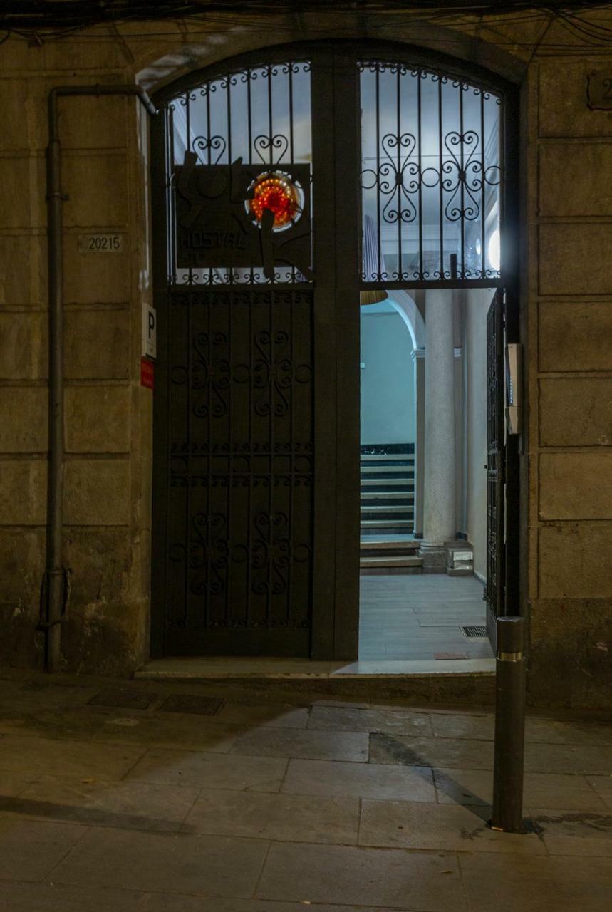 Hostal Sol Y K Barcelona Zewnętrze zdjęcie